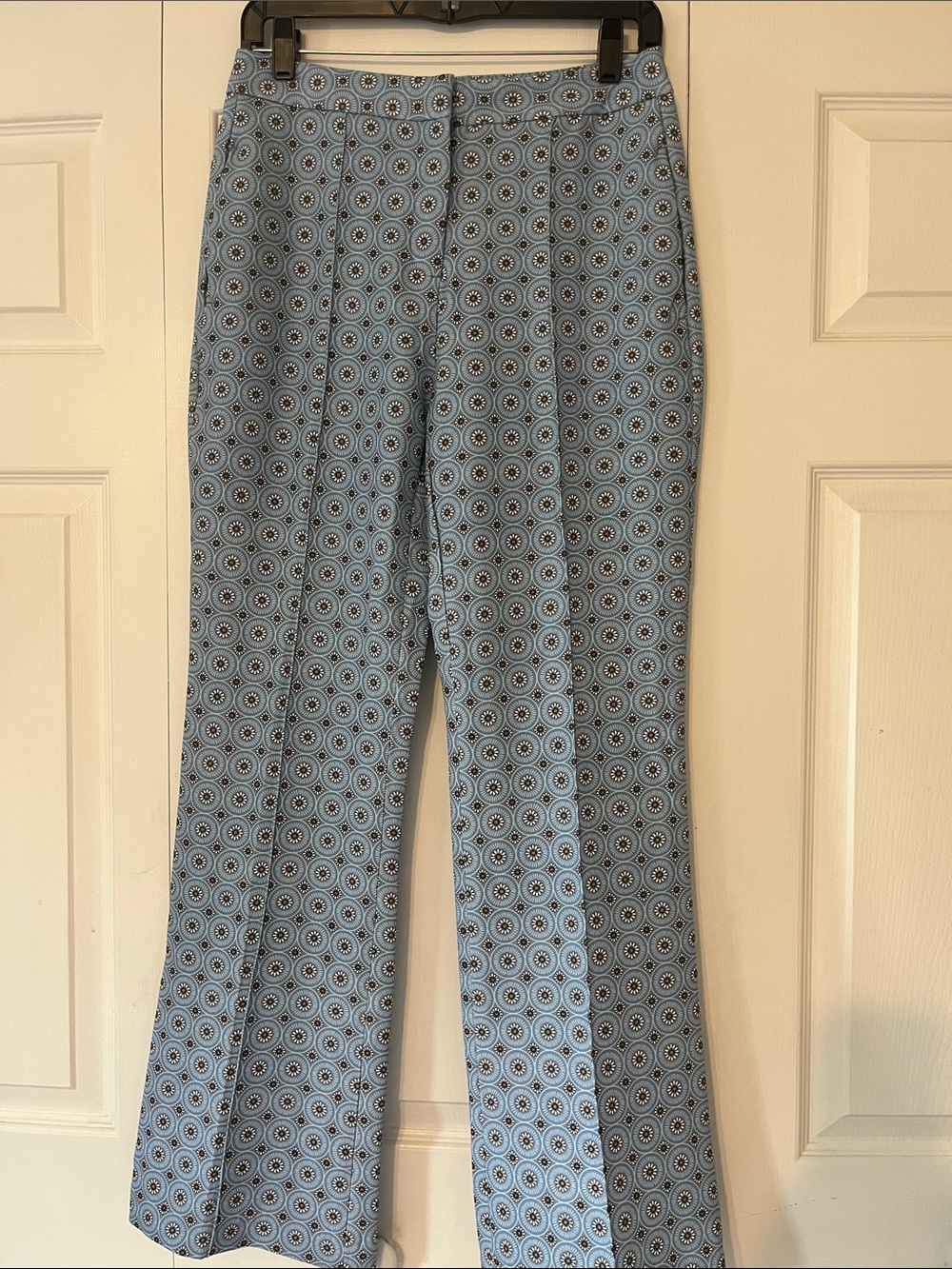 Women’s Elie Tahari Light Blue Patterned Dress Pants